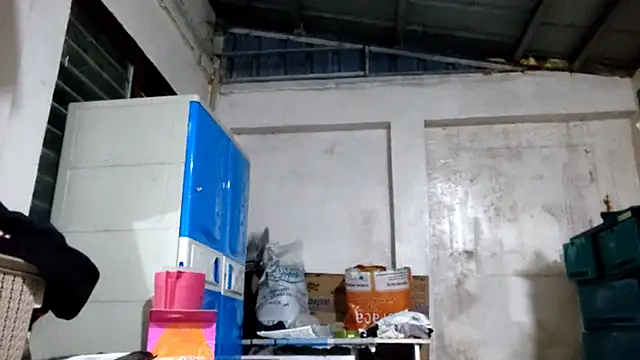 EllieCoconut001 online show from April 2026 10:27:01 AM