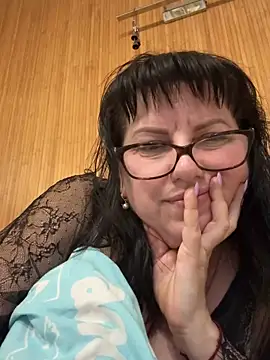 Snapshot of expensive_lady chatting on April 2026 07:48:01 PM expensive lady online show from April 2026 07:48:01 PM