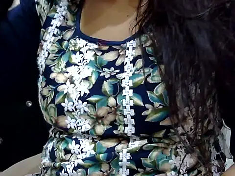 Snapshot of HOTY_SAPNA02sCyOz9QcTD chatting on March 2026 05:00:01 AM HOTY SAPNA02sCyOz9QcTD online show from March 2026 05:00:01 AM