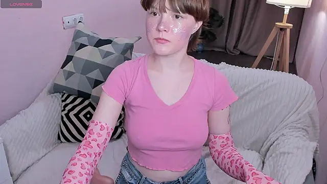  DreamLuna1  online show from April 2026 09:53:01 AM