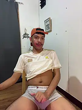 Snapshot of asian_darlingcummersxXx chatting on July 2026 05:28:02 PM asian darlingcummersxXx online show from July 2026 05:28:02 PM