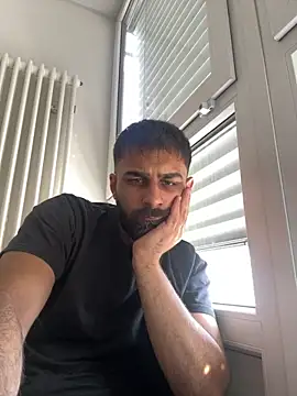 Snapshot of Shayan_021_Private chatting on June 2026 03:49:01 PM Shayan 021 Private online show from June 2026 03:49:01 PM