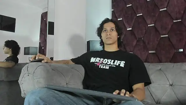 TonyBenedetti online show from April 2026 09:30:02 PM