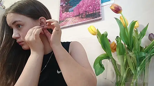 VeloraStar online show from March 2026 10:31:01 AM