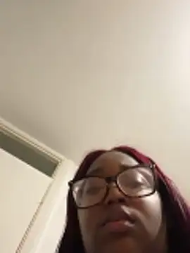 sweetzberri2 online show from February 2026 07:04:02 PM