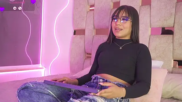 Petitte Mussa online show from March 2026 04:01:02 AM