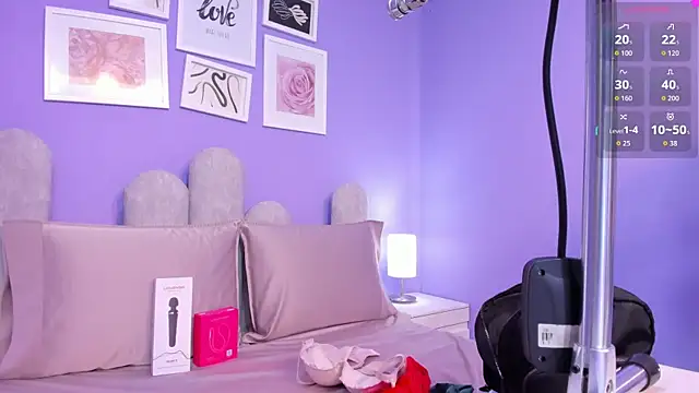 dahiana boobs online show from June 2026 03:40:02 AM