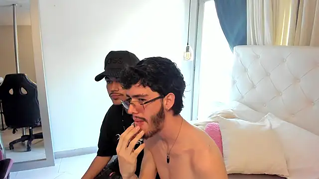 Jason 23   online show from April 2026 07:26:01 PM