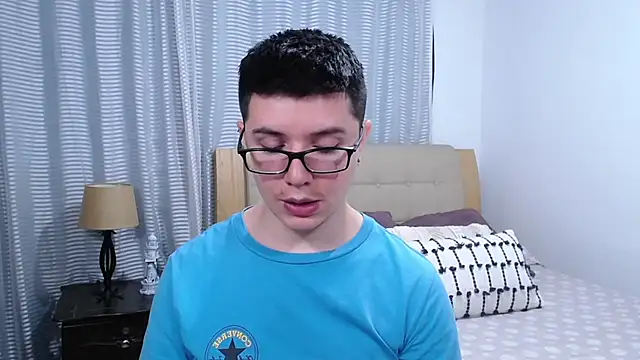 BlackFoXXX69 online show from April 2026 07:07:02 PM