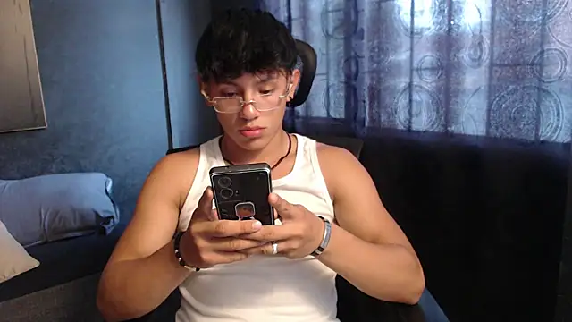 clark ken01 online show from April 2026 08:58:01 PM