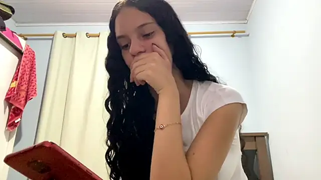 IvyDesirer online show from March 2026 02:28:01 AM