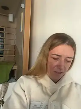 FitAnna online show from February 2026 03:45:02 PM