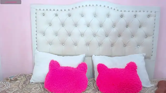 rubi millerr online show from April 2026 08:31:02 PM