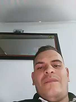 Edwin Q online show from June 2026 03:29:02 AM