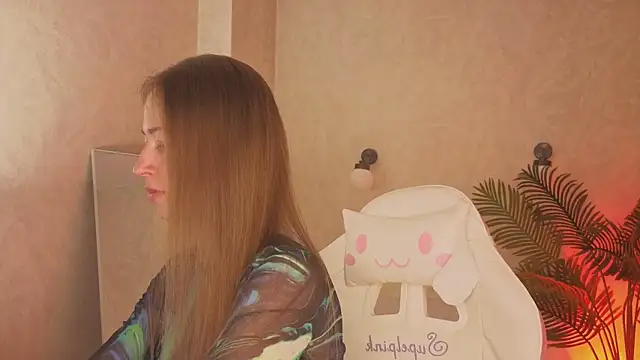 Bella McKenzie online show from March 2026 01:24:01 AM