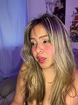 Moon Velvet  online show from March 2026 08:59:01 PM