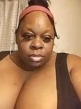 Pinkchocolatebbw online show from March 2026 03:22:02 AM
