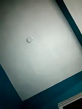 Hugaldo11 online show from February 2026 06:23:01 AM