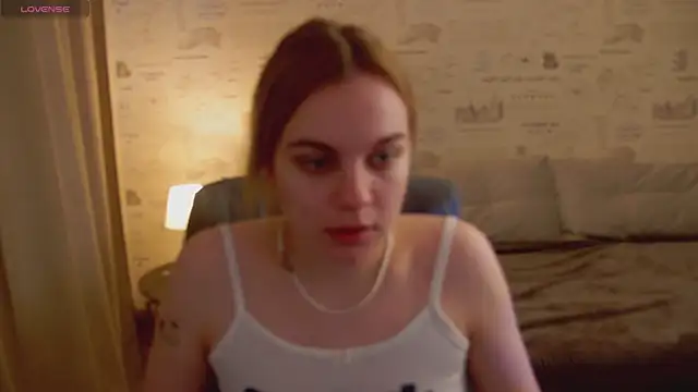 Snapshot of Glow_Margo chatting on May 2026 01:03:01 AM Glow Margo online show from May 2026 01:03:01 AM