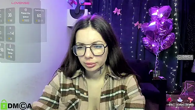 AlisMoonly online show from March 2026 07:48:02 AM