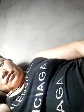 Lucie Fuzk online show from April 2026 01:22:02 PM