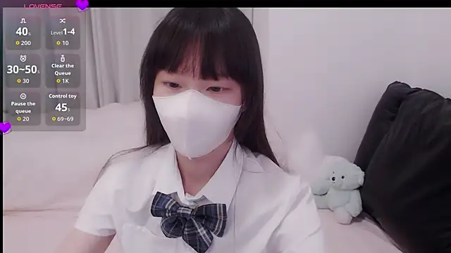 AiIris1 online show from May 2026 01:16:02 PM