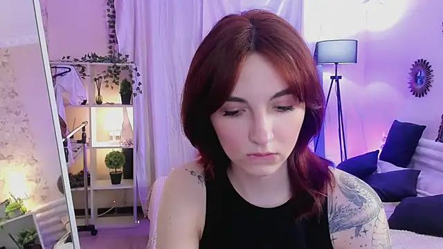 VittoriaNix online show from April 2026 06:21:01 PM