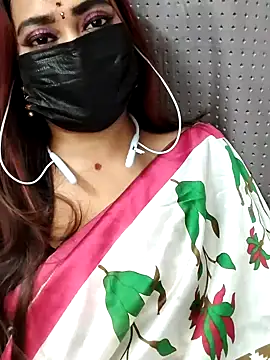 Cutie Nila online show from July 2026 05:22:01 AM