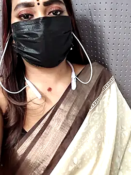 Cutie Nila online show from July 2026 04:38:01 AM
