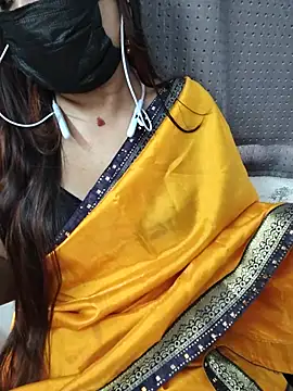 Cutie Nila online show from August 2026 04:33:01 AM