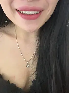 Snapshot of Tinn_tin chatting on June 2026 07:36:02 AM Tinn tin online show from June 2026 07:36:02 AM