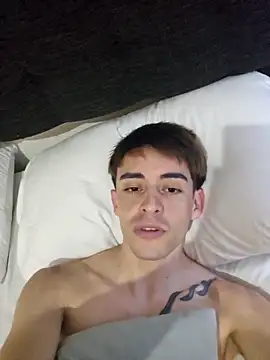 Snapshot of gastontwink chatting on March 2026 04:24:01 PM gastontwink online show from March 2026 04:24:01 PM