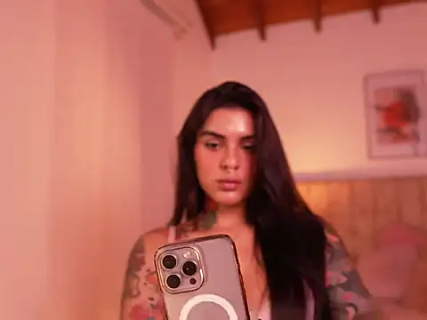 Lissanascott online show from March 2026 03:41:01 PM