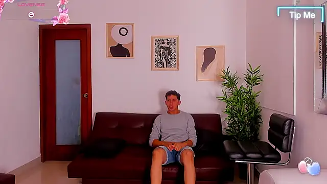 oria Light online show from March 2026 12:34:01 PM