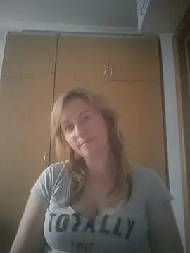 Snapshot of ChristinaYork chatting on June 2026 05:27:02 PM ChristinaYork online show from June 2026 05:27:02 PM