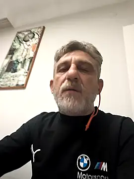 arelll34 online show from February 2026 11:58:02 PM