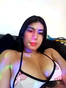 charlottte wh online show from April 2026 03:59:02 PM