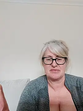 Snapshot of FlirtyFleur-x chatting on April 2026 02:47:01 PM FlirtyFleur-x online show from April 2026 02:47:01 PM