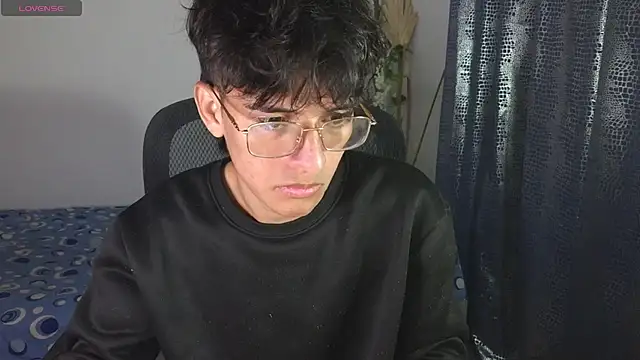 noah millerx online show from May 2026 04:30:01 AM