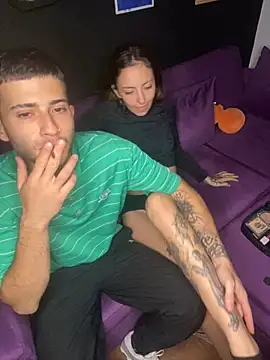 parejahot77 online show from March 2026 06:28:02 AM