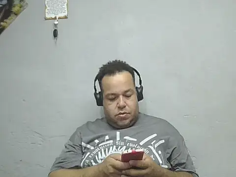 UrsoBissexualPauGrosso online show from March 2026 12:32:02 AM