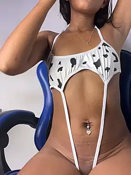 Maddie 7 online show from April 2026 02:56:01 AM