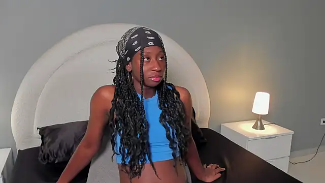 zoepinkett online show from March 2026 01:17:02 AM