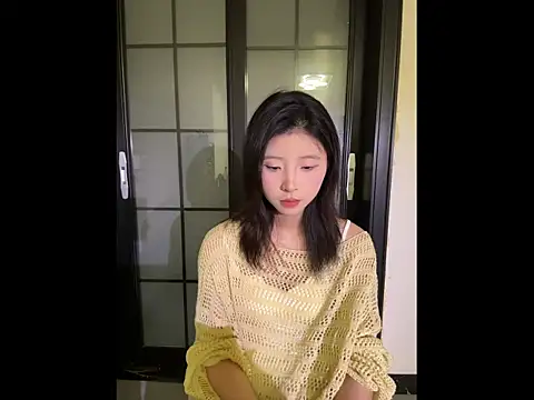 Y--F--LOVE online show from March 2026 12:55:01 PM