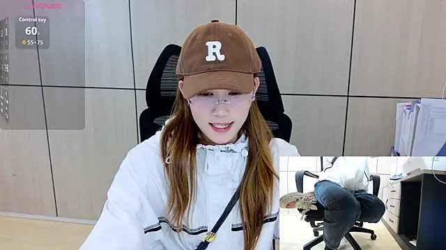 zhen-68 online show from April 2026 12:44:02 PM