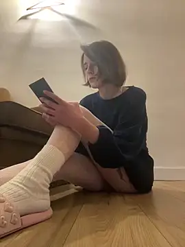 Kamorana online show from March 2026 12:45:02 PM