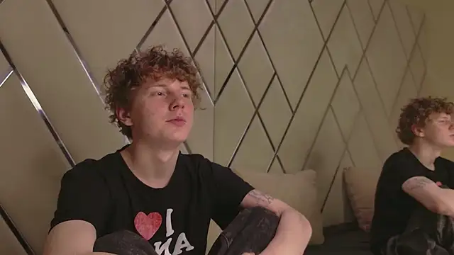 Mickey Hawk online show from February 2026 05:07:02 AM