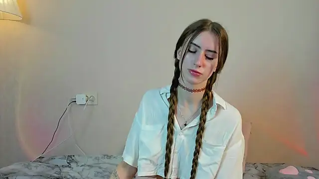 EllieRough online show from May 2026 05:25:01 AM