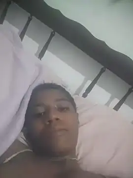 Snapshot of rakeliii chatting on March 2026 06:30:02 AM rakeliii online show from March 2026 06:30:02 AM