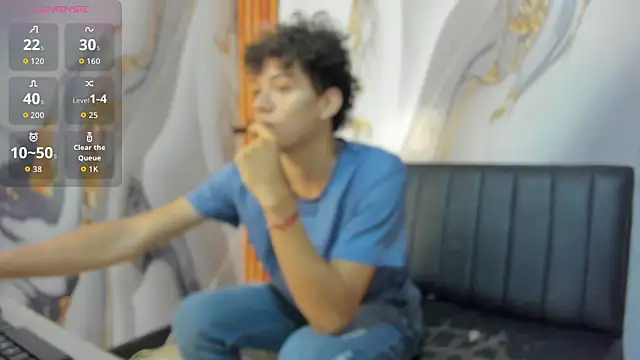 MiaBella and Max online show from March 2026 12:00:01 PM